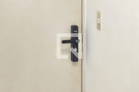 Fechadura eletrônica  de apartamento para alugar com 1 quarto, 40m² em Guilhermina, Praia Grande