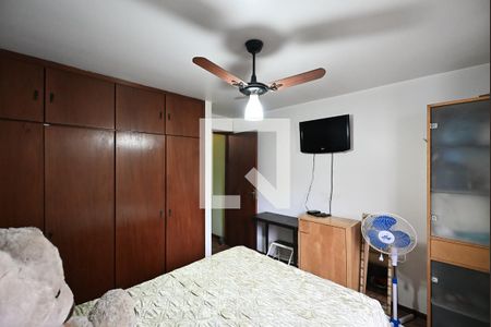 Quarto  de casa à venda com 3 quartos, 90m² em Jardim Campo Limpo, São Paulo