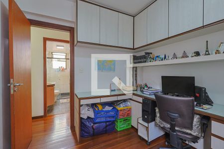 Apartamento à venda com 4 quartos, 220m² em Gutierrez, Belo Horizonte