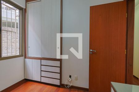 Apartamento à venda com 4 quartos, 220m² em Gutierrez, Belo Horizonte