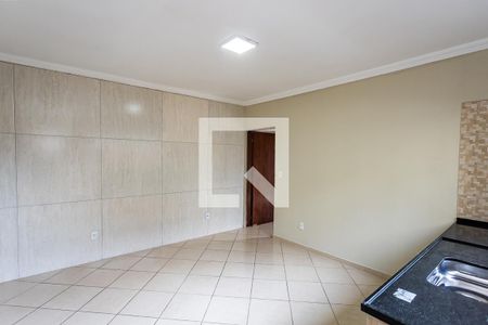 Sala e cozinha de casa para alugar com 1 quarto, 39m² em Jardim Paulistano (zona Norte), São Paulo