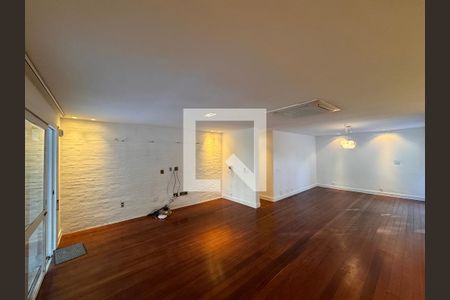 Casa de Condomínio para alugar com 3 quartos, 350m² em Barra da Tijuca, Rio de Janeiro