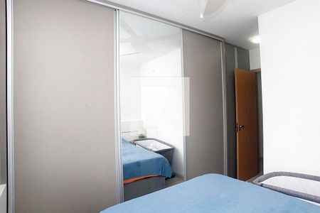 Quarto 1 Suíte de apartamento à venda com 2 quartos, 82m² em Rio Branco, Porto Alegre