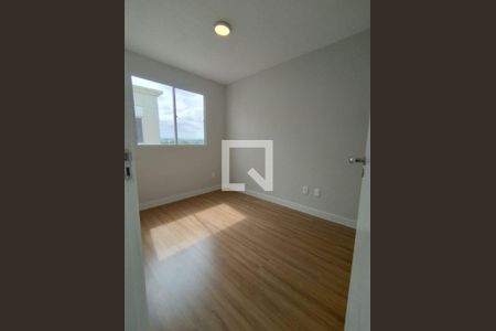 Quarto 2 de apartamento para alugar com 2 quartos, 49m² em Restinga, Porto Alegre
