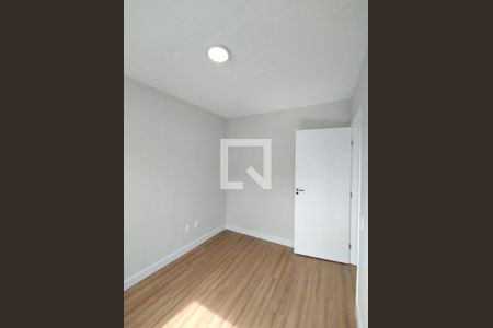 Quarto 2 de apartamento para alugar com 2 quartos, 49m² em Restinga, Porto Alegre