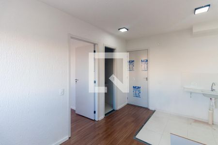 Sala de apartamento para alugar com 2 quartos, 33m² em Parque São Lourenço, São Paulo