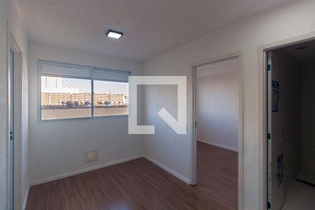 Sala de apartamento para alugar com 2 quartos, 33m² em Parque São Lourenço, São Paulo