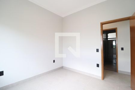 Quarto 1 de casa para alugar com 3 quartos, 75m² em Santa Rosa, Uberlândia