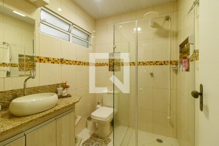 Banheiro de casa à venda com 2 quartos, 180m² em Horto Florestal, São Paulo