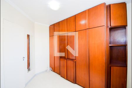 Quarto 1 de apartamento para alugar com 2 quartos, 60m² em Jardim Terezopolis, Guarulhos
