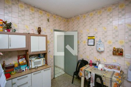 Cozinha de casa à venda com 2 quartos, 125m² em Taboão, Diadema