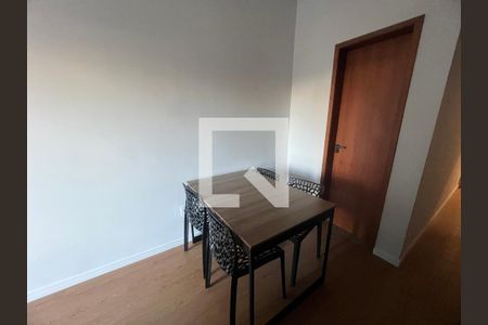 Sala/cozinha de kitnet/studio para alugar com 1 quarto, 29m² em Cascatinha, Juiz de Fora