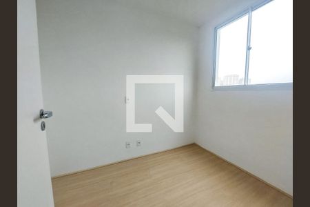 Quarto 1 de apartamento para alugar com 2 quartos, 34m² em Jardim São Luís, São Paulo
