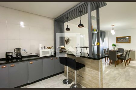 Cozinha de casa para alugar com 2 quartos, 200m² em Jardim Belem, São Paulo