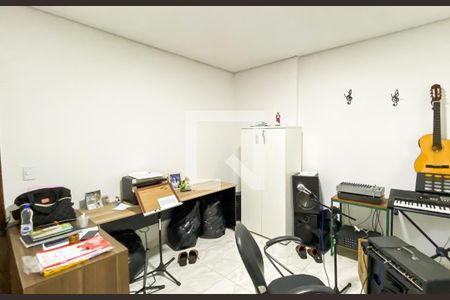 Quarto 1 de casa para alugar com 2 quartos, 200m² em Jardim Belem, São Paulo