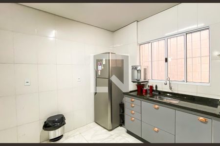 Cozinha  de casa para alugar com 2 quartos, 200m² em Jardim Belem, São Paulo