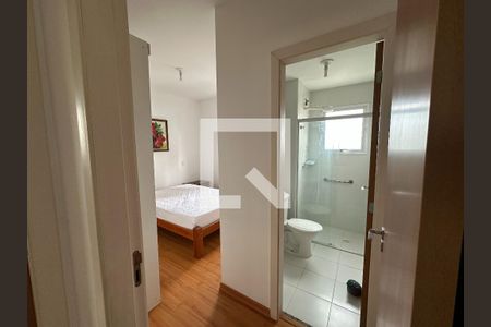 Suíte de apartamento para alugar com 2 quartos, 81m² em Jardim Paraiba, Jacareí