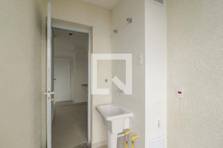 Cozinha e Área de Serviço de apartamento à venda com 2 quartos, 59m² em Vila Bandeirantes, São Paulo