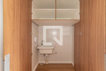 Sala/cozinha de apartamento para alugar com 1 quarto, 38m² em Campo Belo, São Paulo
