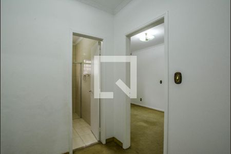 Corredor de casa para alugar com 2 quartos, 132m² em Vila Alzira, Santo André