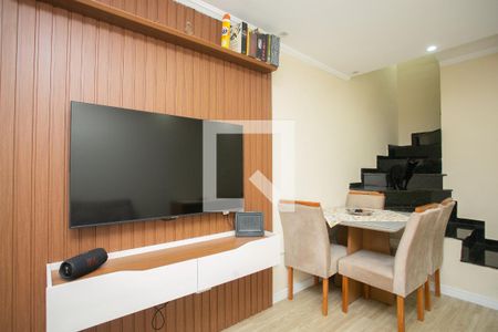 Sala  de casa de condomínio para alugar com 2 quartos, 59m² em Parada Xv de Novembro, São Paulo