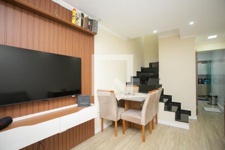 Sala  de casa de condomínio para alugar com 2 quartos, 59m² em Parada Xv de Novembro, São Paulo
