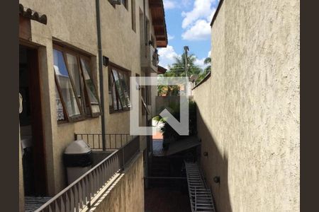 Casa à venda com 4 quartos, 550m² em Alphaville Residencial Zero, Barueri