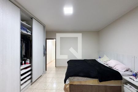 Suíte de casa para alugar com 3 quartos, 220m² em Jardim Bartira, São Bernardo do Campo