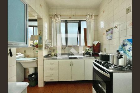 Cozinha de apartamento à venda com 2 quartos, 75m² em Sagrada Família, Belo Horizonte
