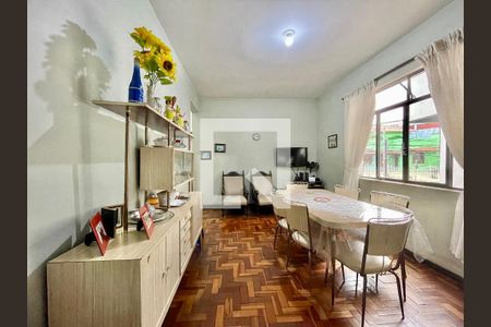 Apartamento à venda com 2 quartos, 75m² em Sagrada Família, Belo Horizonte