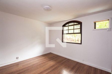 Casa à venda com 3 quartos, 201m² em Itaipu, Niterói