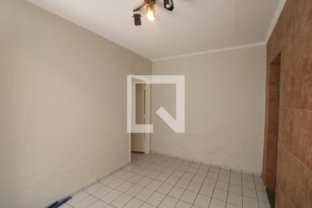 Sala de casa à venda com 2 quartos, 160m² em Vila Olinda, São Paulo
