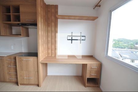 Sala/Quarto de apartamento à venda com 1 quarto, 17m² em Vila Nilo, São Paulo