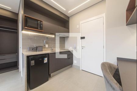 Cozinha de kitnet/studio para alugar com 1 quarto, 19m² em Campo Belo, São Paulo