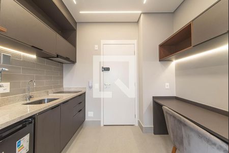 Cozinha de kitnet/studio para alugar com 1 quarto, 19m² em Campo Belo, São Paulo