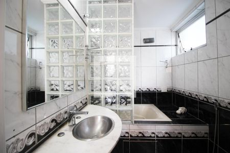 Banheiro da Suíte  de apartamento à venda com 3 quartos, 116m² em Vila Olímpia, São Paulo