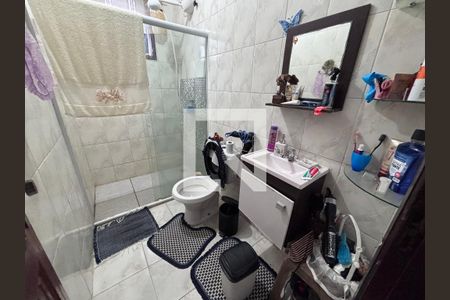 Banheiro do Quarto 1 de casa de condomínio para alugar com 3 quartos, 290m² em Vargem Pequena, Rio de Janeiro