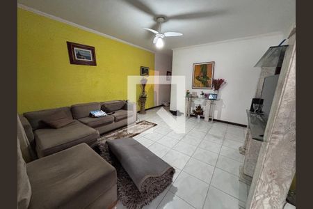 Casa de Condomínio para alugar com 3 quartos, 290m² em Vargem Pequena, Rio de Janeiro