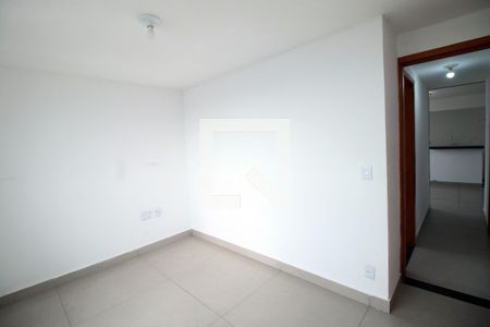 Quarto 1 de apartamento para alugar com 2 quartos, 65m² em Ramos, Rio de Janeiro