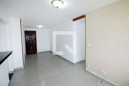 Sala de apartamento para alugar com 2 quartos, 65m² em Ramos, Rio de Janeiro