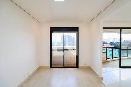 Apartamento para alugar com 3 quartos, 191m² em Vila Suzana, São Paulo