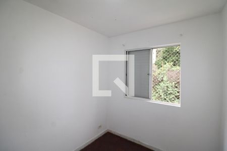 Quarto 2 de apartamento para alugar com 2 quartos, 67m² em Vila Vitorio Mazzei, São Paulo
