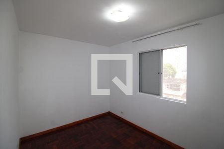 Quarto 1 de apartamento para alugar com 2 quartos, 67m² em Vila Vitorio Mazzei, São Paulo