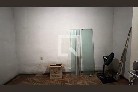 Casa à venda com 7 quartos, 320m² em Parque Sevilha, São Paulo