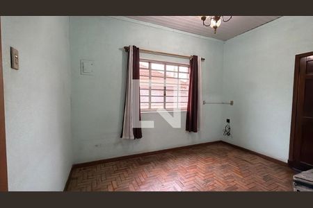 Casa à venda com 7 quartos, 320m² em Parque Sevilha, São Paulo