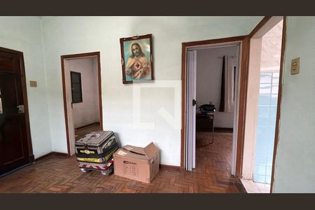 Casa à venda com 7 quartos, 320m² em Parque Sevilha, São Paulo