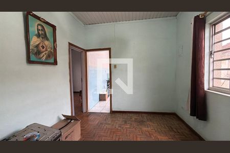 Casa à venda com 7 quartos, 320m² em Parque Sevilha, São Paulo
