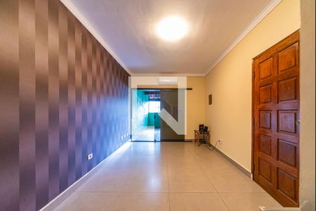 Sala de casa à venda com 2 quartos, 138m² em Vila Apiai, Santo André