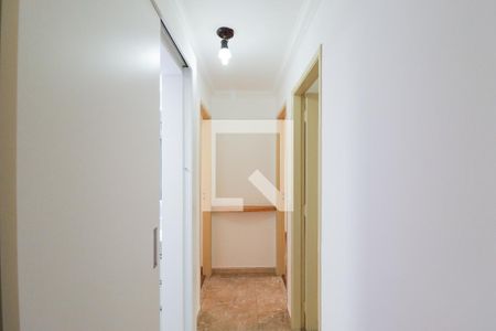 Corredor de apartamento para alugar com 3 quartos, 67m² em Santana, São Paulo