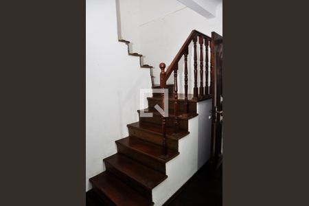 Detalhe - Escada Quartos de casa para alugar com 3 quartos, 119m² em Pirituba, São Paulo